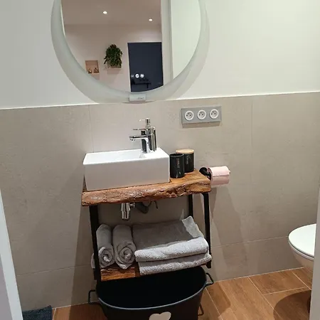 Le Cocoon Secret Apartment